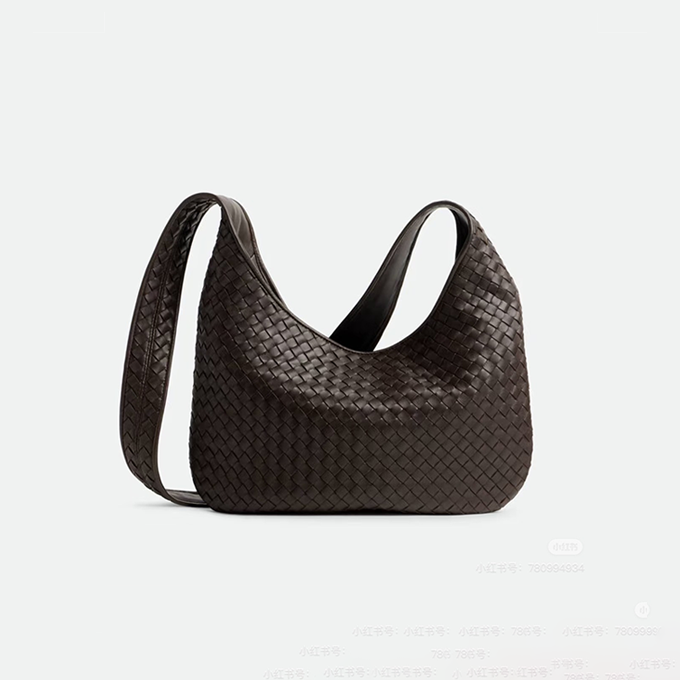 bottega veneta veneto large intrecciato leather hobo shoulder bag #826877